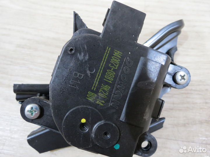 Моторчик привода заслонки Hyundai Solaris 2