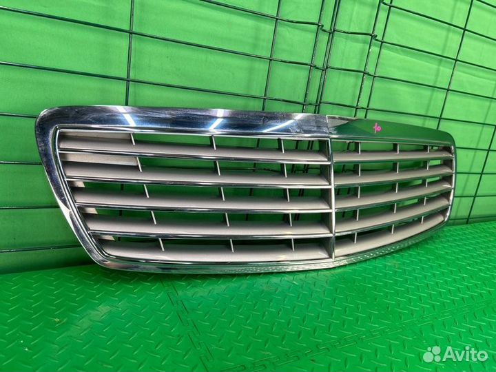Решетка радиатора Mercedes-Benz E W211 M112.913