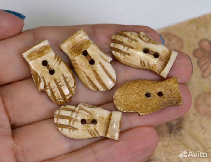 Пуговицы из рога и кости