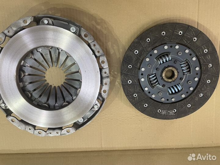 Mitsubishi l 200 сцепление