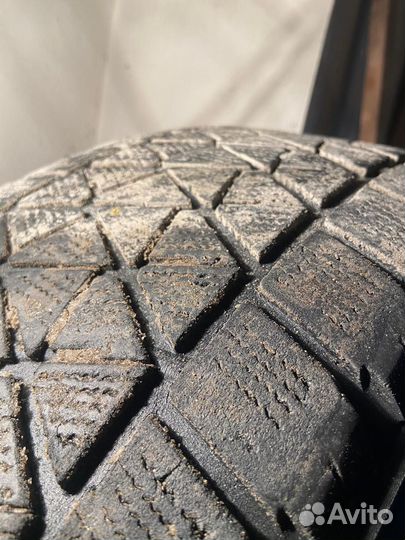 Bridgestone Blizzak DM-V2 235/55 R18 100T