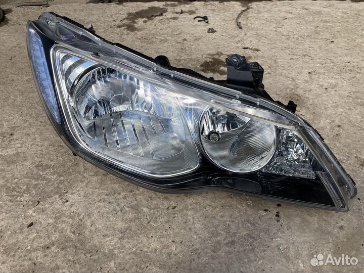 Honda Civic 4d фара ксенон