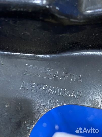 Кронштейн крепления аккамулятора Ford Focus pnda