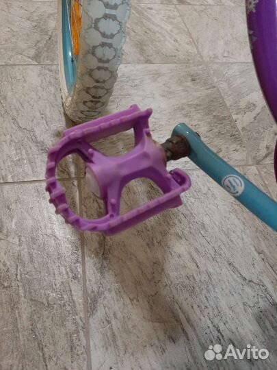 Детский велосипед 16