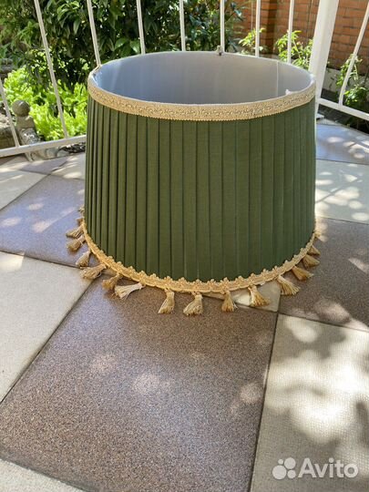 Абажур Колпак, надеваемый на лампу