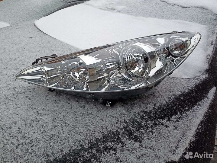 Фара peugeot 408 308 Пежо 408 левая оригинал новая