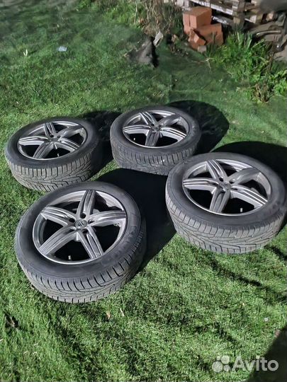 Kumho 722 215/55 R17