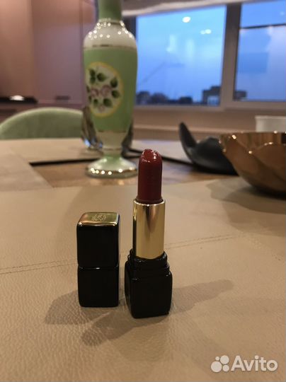 Guerlain помада kiss kiss 330