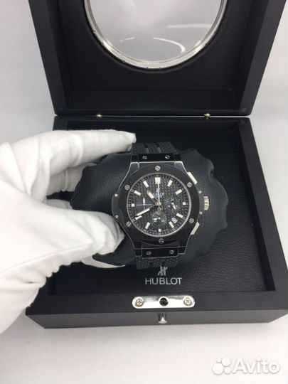 Часы Hublot