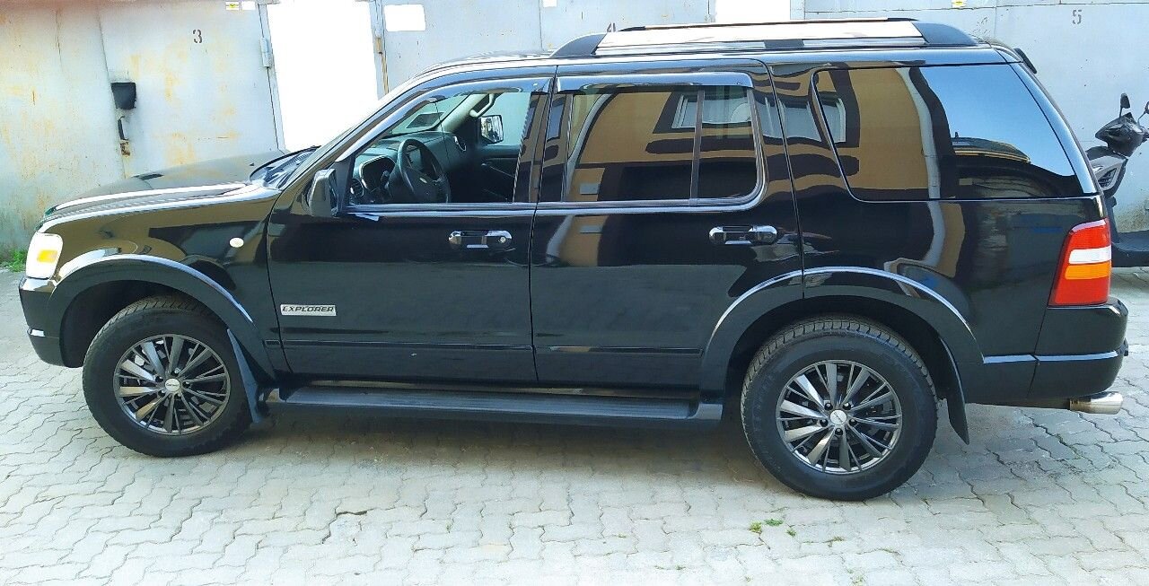 Ford Explorer: фото владельца
