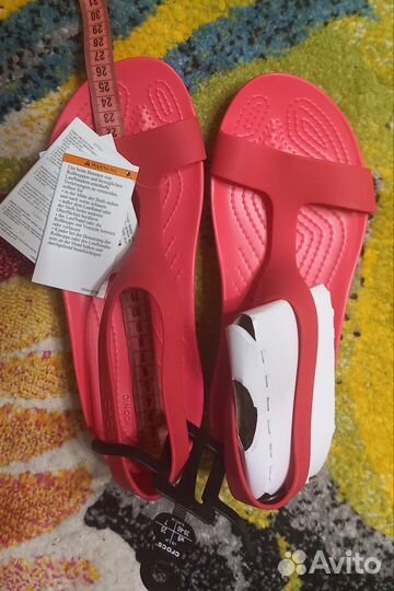 Crocs serena sandals w 9