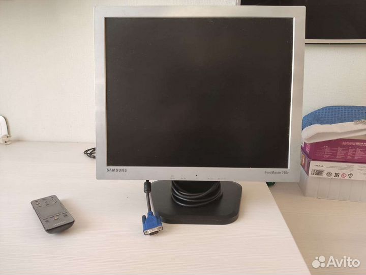 Монитор Samsung 17