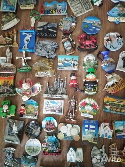 Магниты на холодильник из разных стран