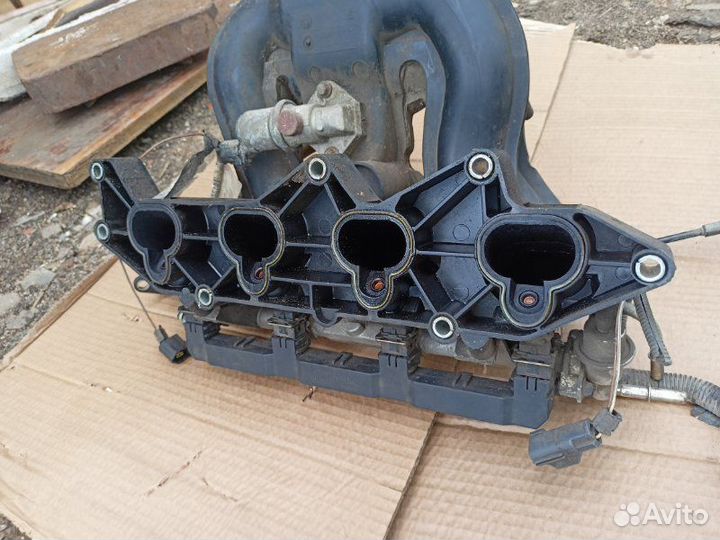 Топливная рейка Ford Focus 1 1.8