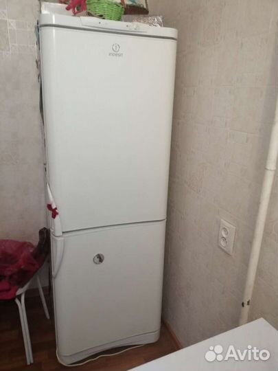 Холодильник бу