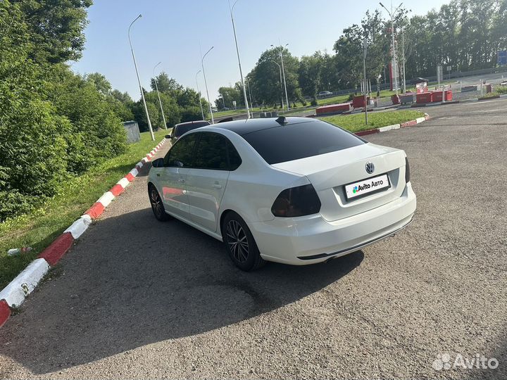 Volkswagen Polo 1.6 AT, 2016, 131 000 км