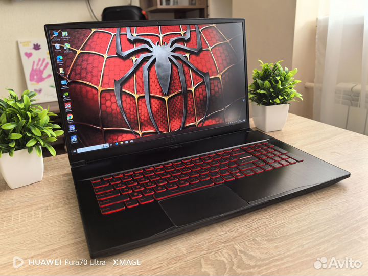 Мощный ноутбук MSI 17.3 / RTX 3050