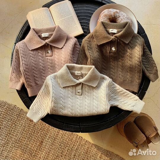 Вязаный свитер