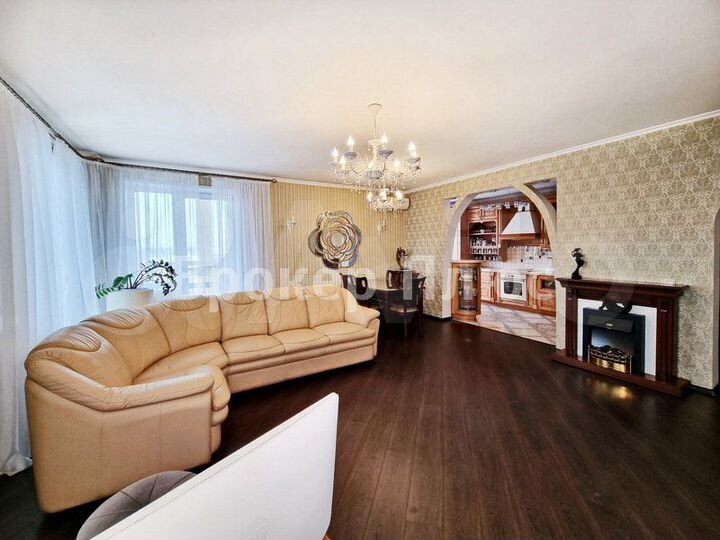 3-к. квартира, 100,4 м², 6/9 эт.