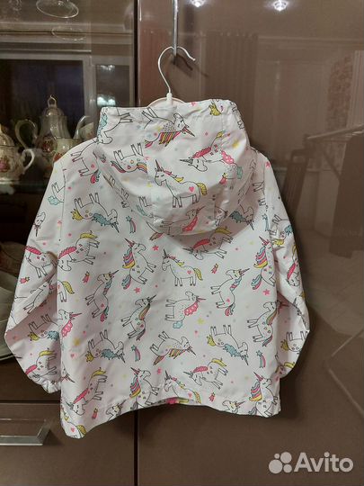 Ветровка для девочки