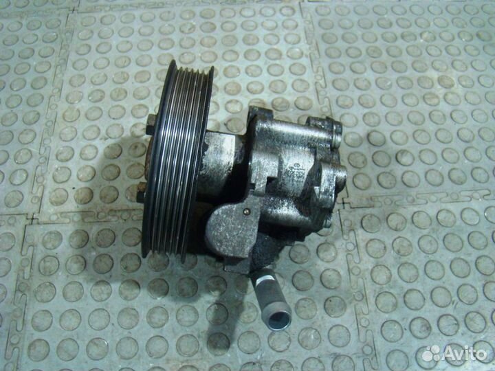 BMW X1 E84 Насос гидроусилителя N47