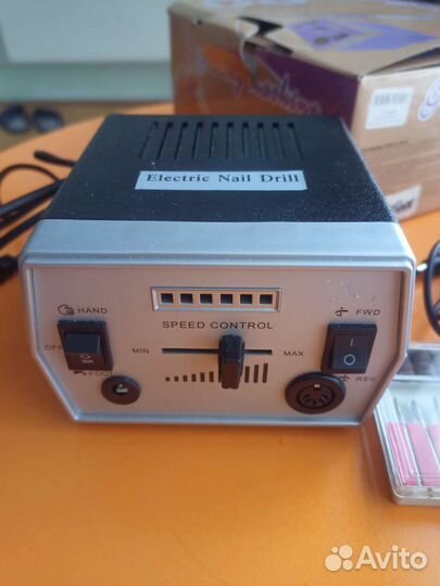 Машинка для аппаратного маникюра