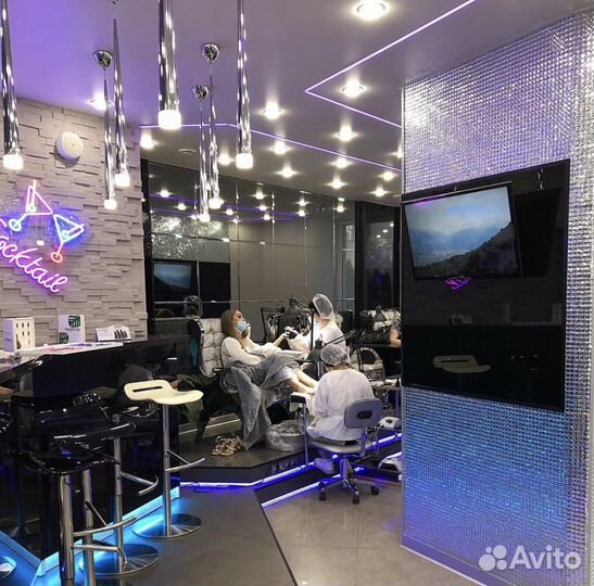 Мастер маникюра и педикюра