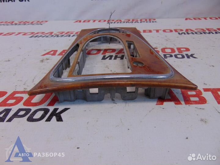 Накладка декоративная для Mercedes-Benz E-Class 3