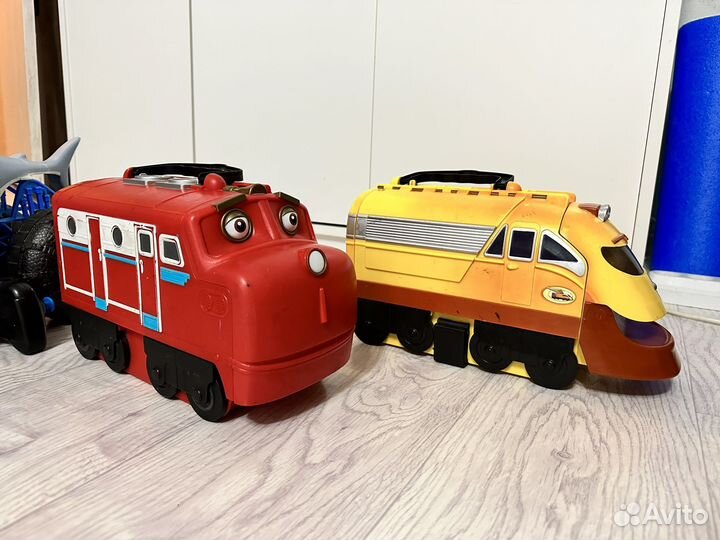 Паровозы и кейсы chuggington чаггиннгтон
