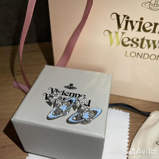 Сережки vivenne westwood