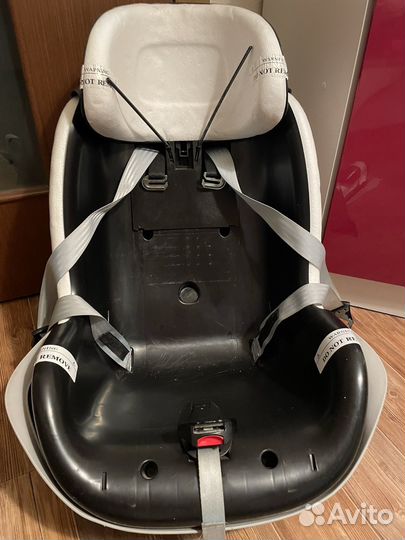 Автомобильное кресло maxi cosi