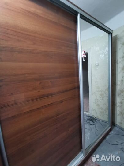 Шкаф купе с зеркалом бу