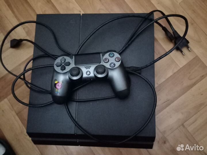 Sony playstation 4 +20 игр, модель 1208