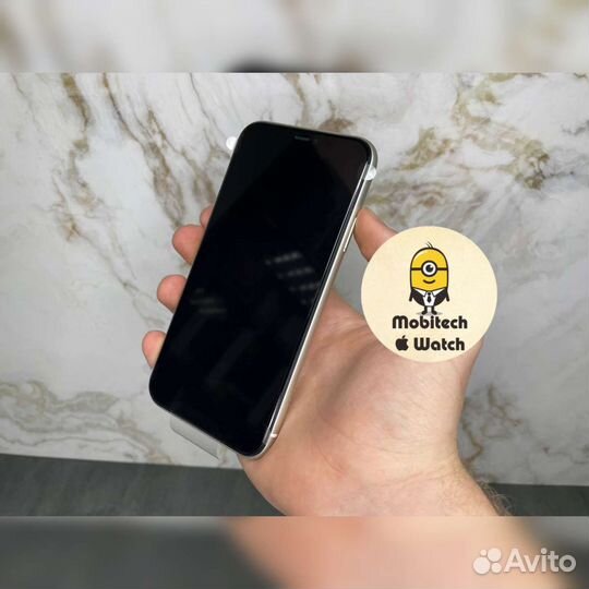 Телефон iPhone 11 128 GB White
