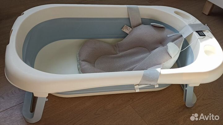 Ванночка для купания складная с матрасиком