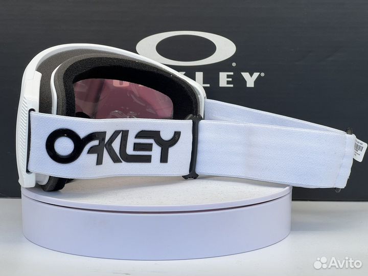 Горнолыжные очки Oakley Flight Tracker M /XM Pink