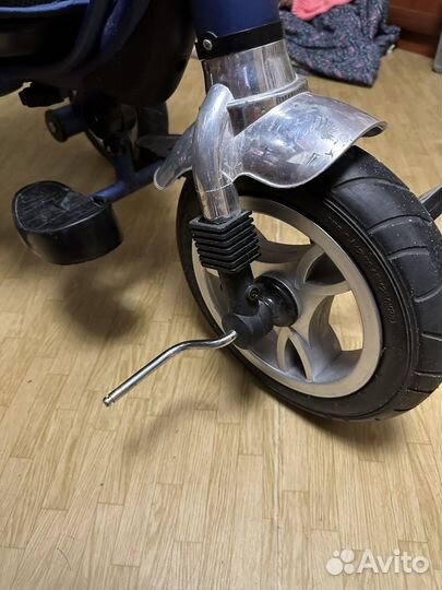 Детский велосипед с ручкой