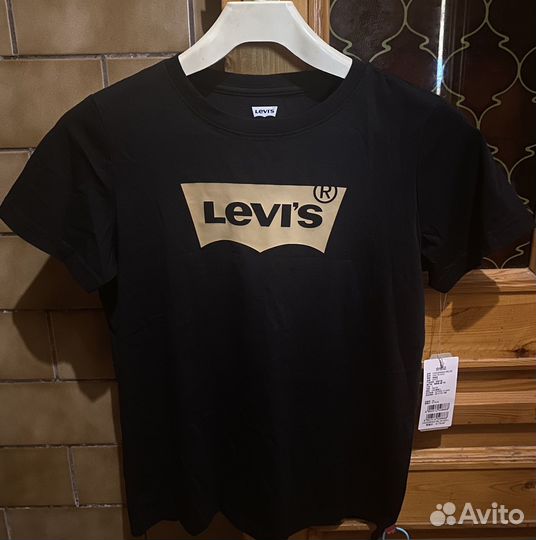 Футболка Levis(редкая модель)