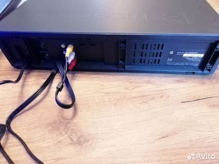 Видеомагнитофон. Panasonic NV-HD650AM.HI-FI.Stereo