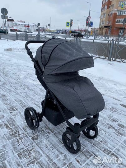 Прогулочная коляска camarelo eze