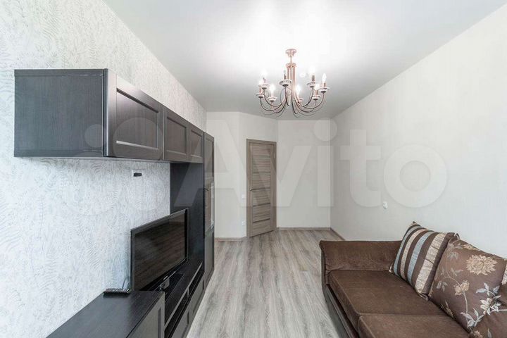 1-к. квартира, 40 м², 1/19 эт.