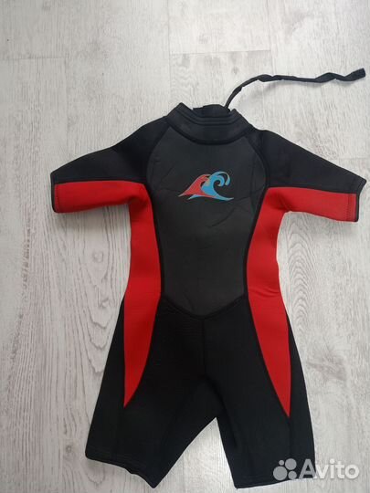 Гидрокостюм