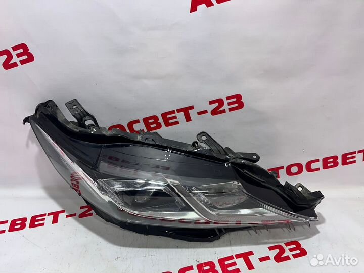 Toyota Camry v70 17- Фара правая 1 полоса 15 пин