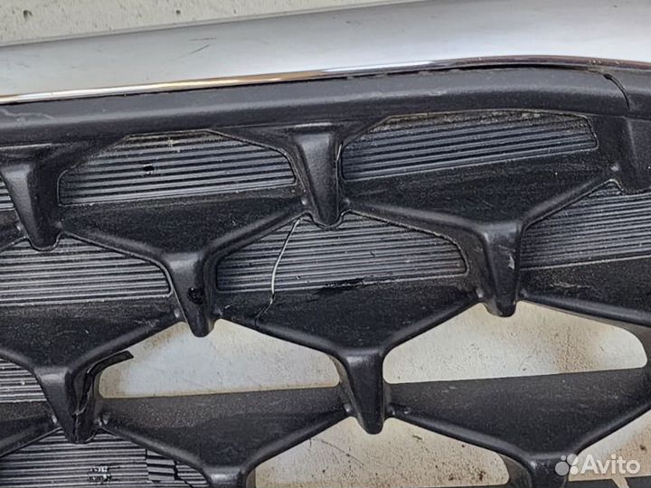 Решетка радиатора передняя Kia Rio 4 2020-2023