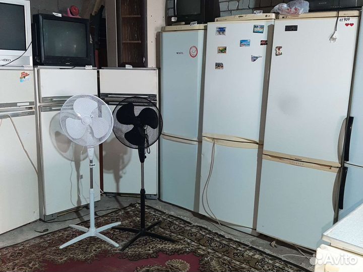 Холодильник бу. Склад мебели бу