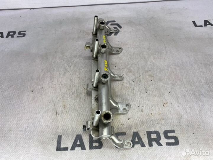 Топливная рампа Audi A5 8T cabd 1.8 tfsi 2008