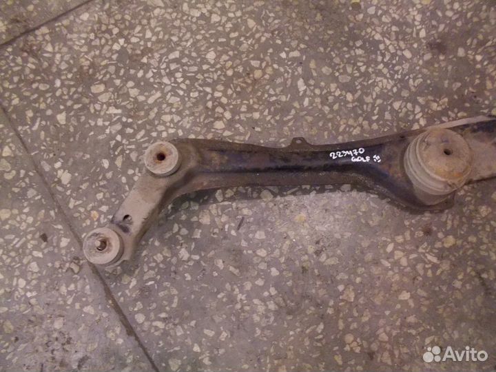 Опора двигателя передняя (Volkswagen Golf)