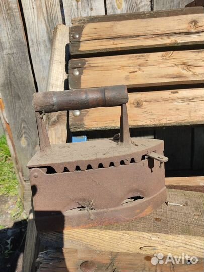 Утюг чугунный старинный