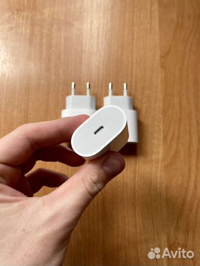 Оригинальный Apple 20W Power Adapter USB-C