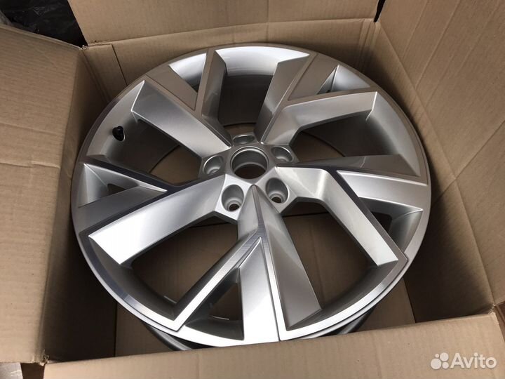 Новый оригинальный диск Skoda Kodiaq, R19 Triglav